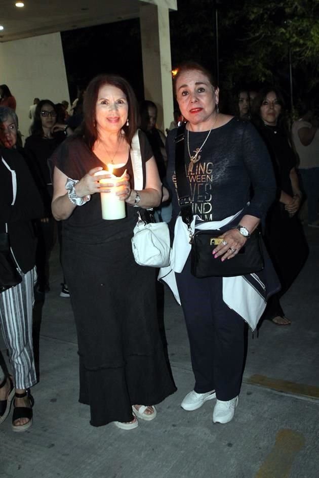 Lily Ayala y Gloria de León