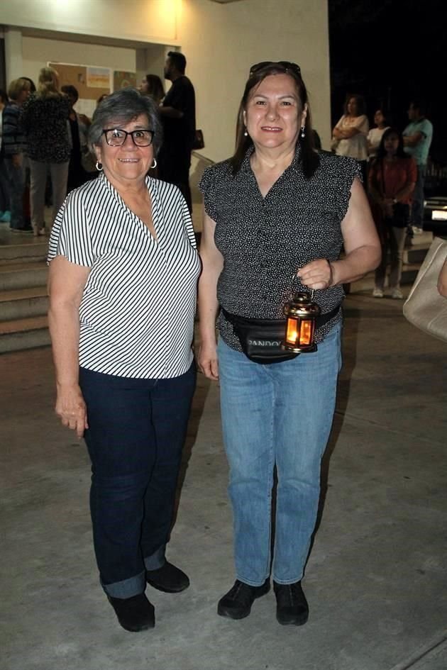 |Ernestina Reyna y Elva Olivares