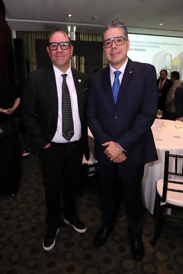 Miguel Ángel Garza y Ramiro de la Garza