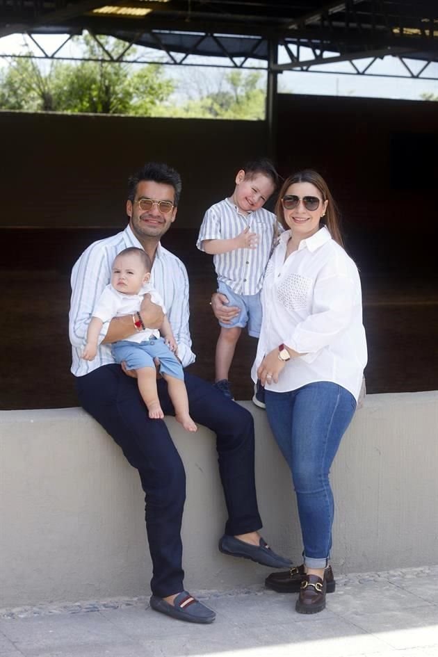 Santiago Galán, Carlos Galán, Denisse Galán y Gabriel Galán
