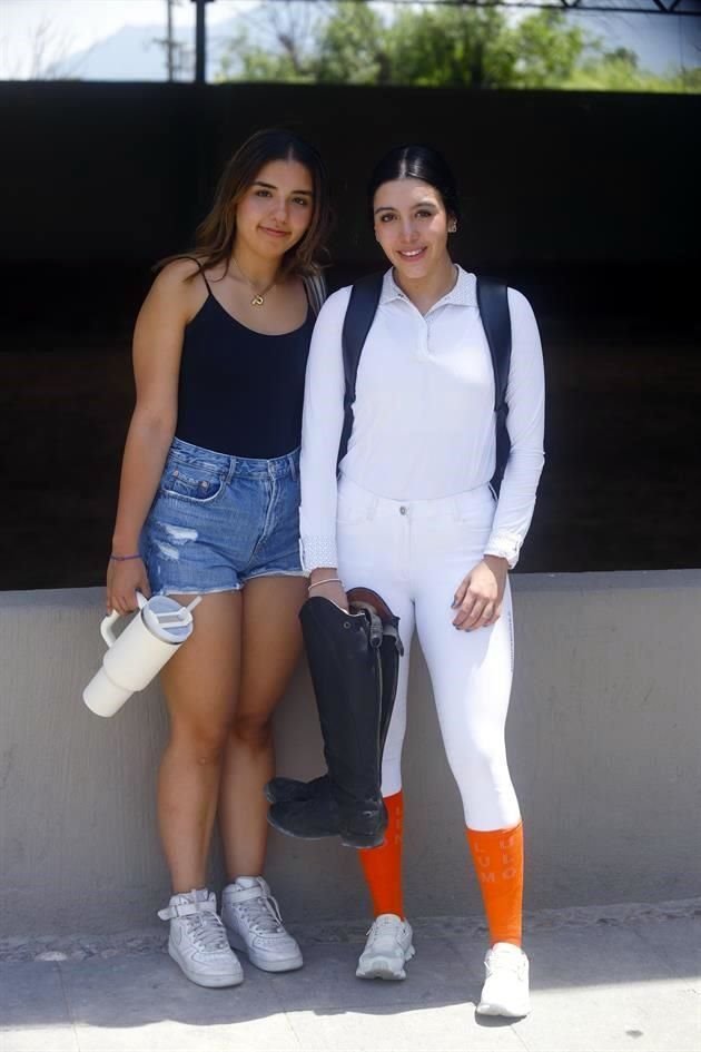 Paulina González y Cristel Aguirre