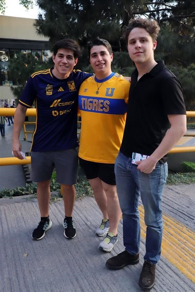 Ricardo Guerrero, Emilio Carrillo y Marcelo García