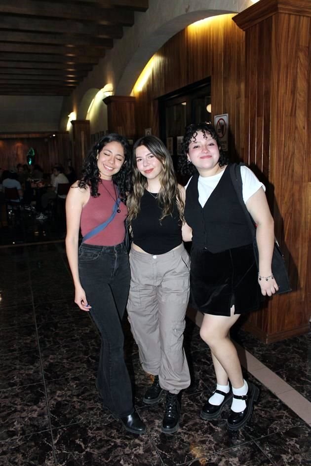 Marifer Cerna, Isabella De Anda y Sofía Pierres
