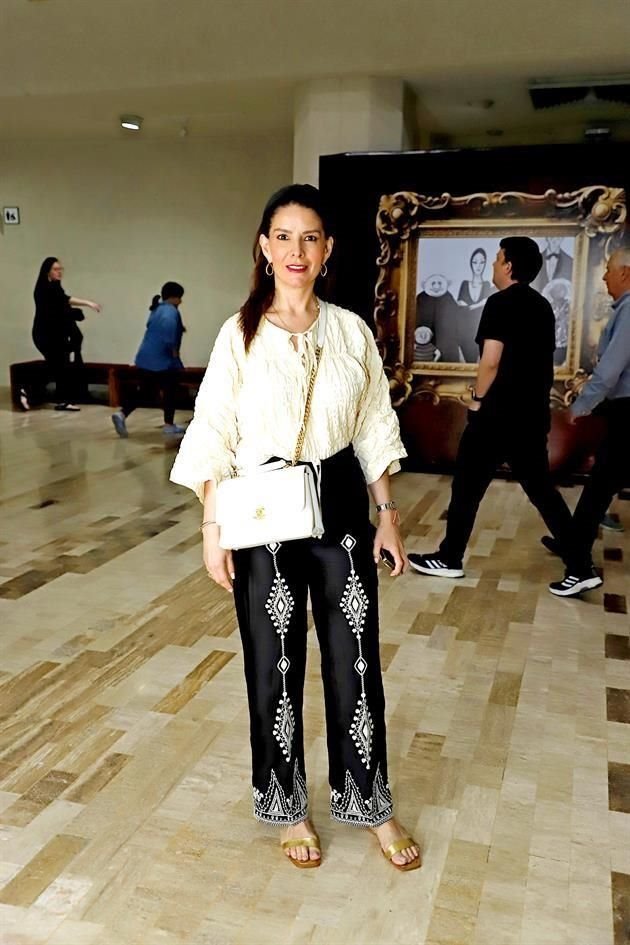 Mónica Martínez de De La Garza