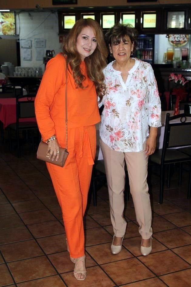 Belinda Guerrero y Consuelo González