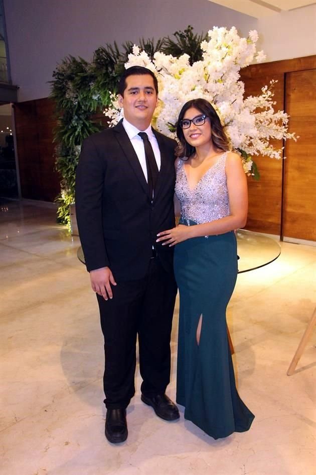 Jesús Almaguer y Yosira López