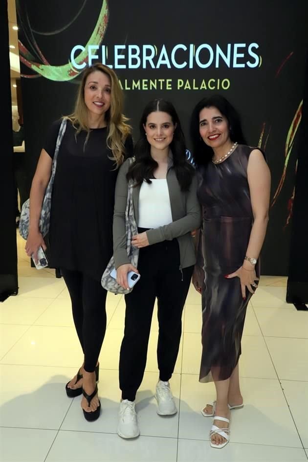 Alejandra Fidalgo, Renata Peredo y Ernestina Gutiérrez