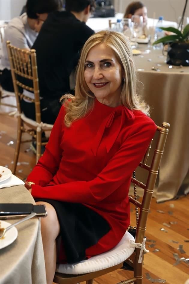Mónica Buerón de Villarreal