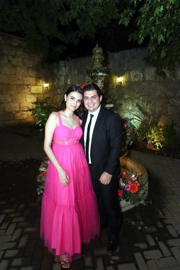 Valeria Navarro y Guillermo Manriquez