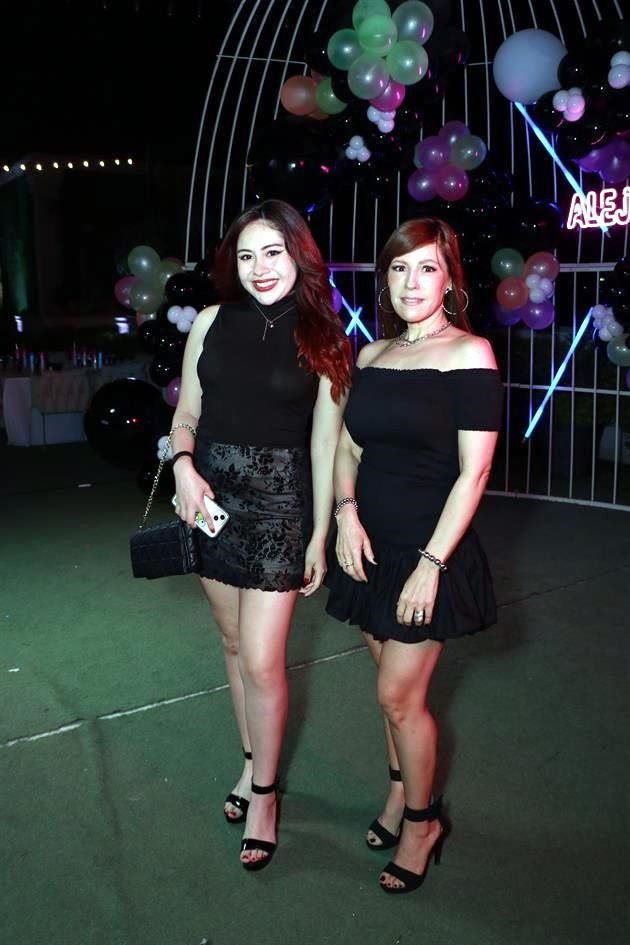 Miranda Domínguez y Selene Céspedes