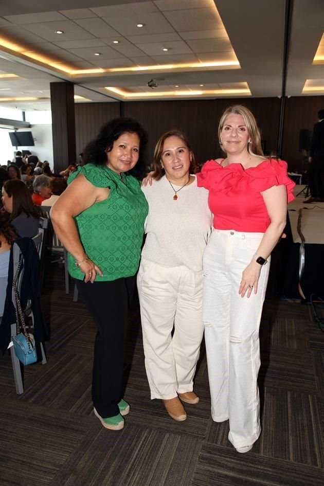 Magda Patlán, Marcela Mendiola y Beatriz Vidal