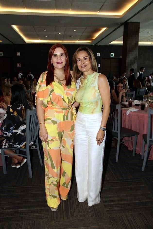 Alma Flores y Norma Martínez