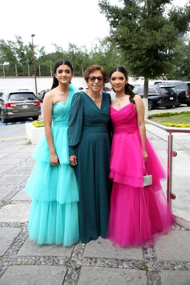 Danna Leal, Orfelinda Reyes y Ana Paula Leal