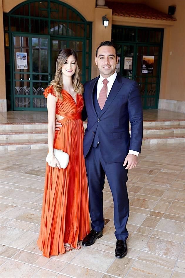 Viviana Echeverría y César Isassi