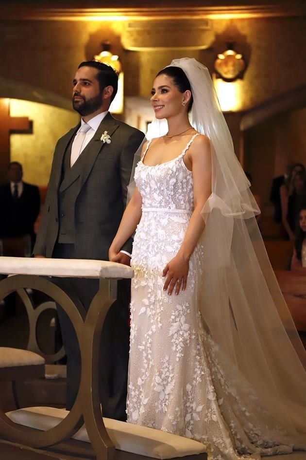 Mauro Cueva de los Santos y Grace Vargas Elizondo