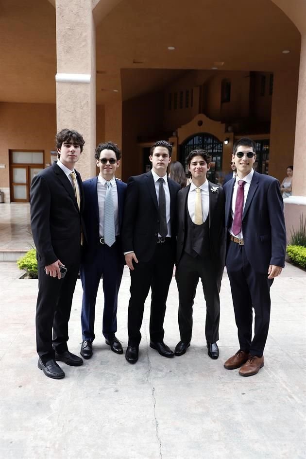 Enrique Jiménez, Juan Pablo Morales, Fernando Contreras, Enrique Vargas y Diego Mireles