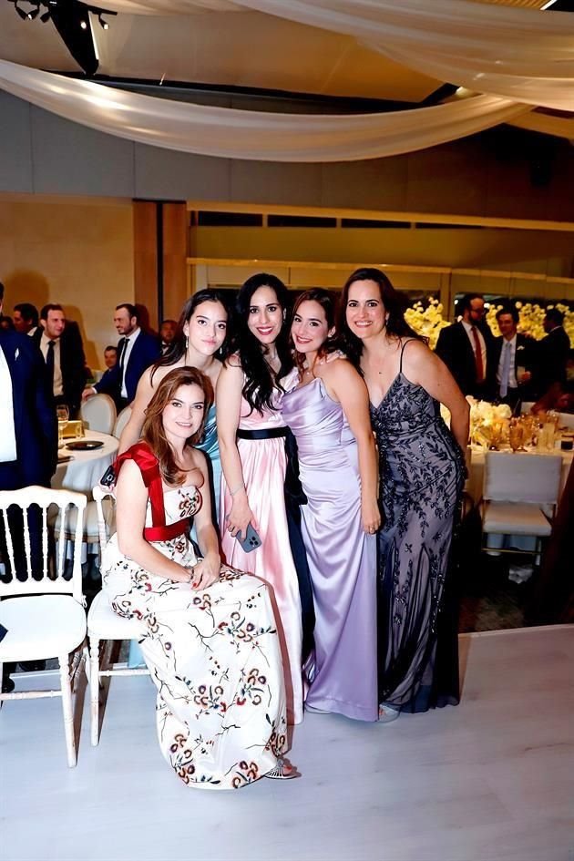 Greta Gracida, Gretel Fernández, Vanessa Gracida, Érika Gracida y Loreta Gracida