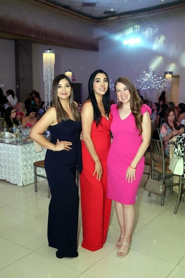 Dennise Domínguez, Alba Vargas y Zoe Escamilla