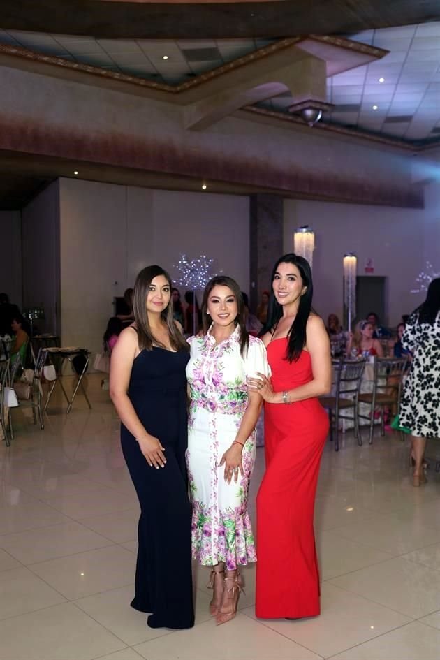 Dennise Domínguez, Merari Ponce y Alba Vargas