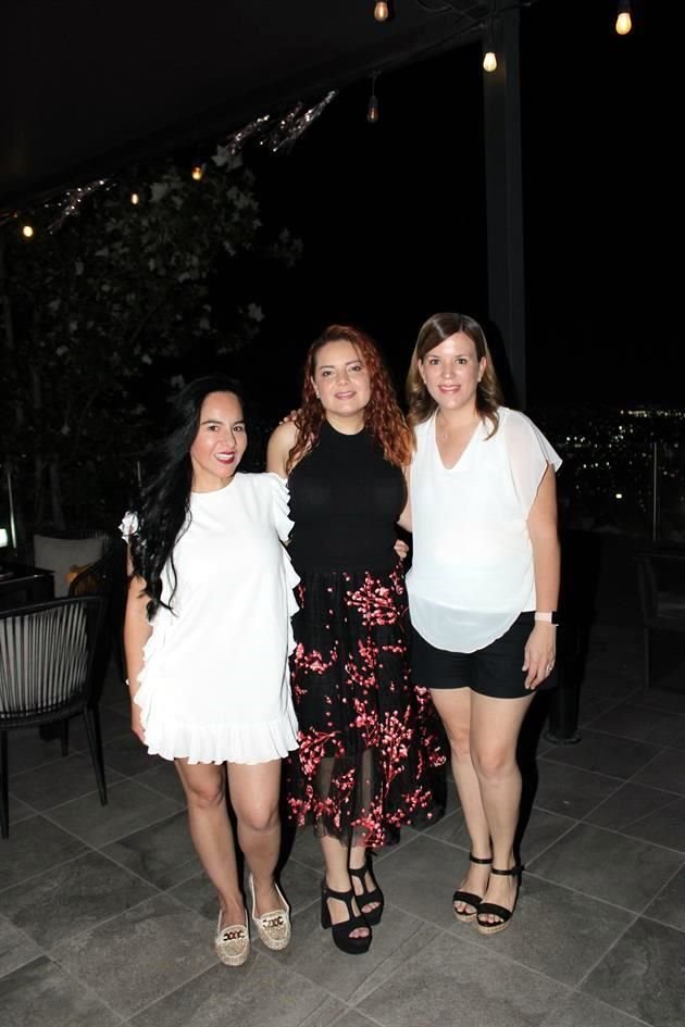 Myriam Serna, Billie Dávalos y Martha Gómez