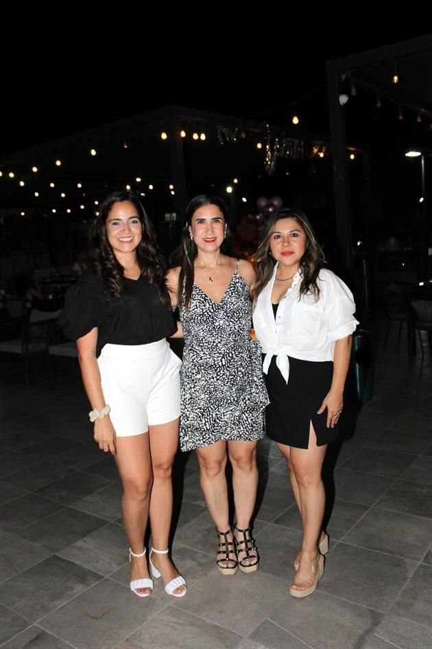 Carolina Aldape, Yoyis Decanini y Nancy Marmolejo