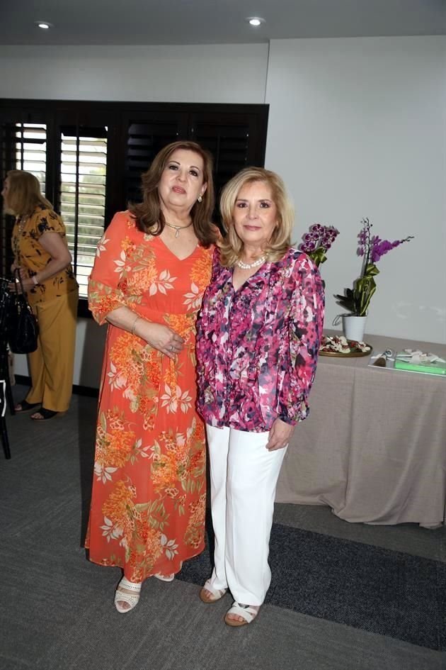 Sandra Garza de Neávez y Lizbeth Pérez de Gallegos