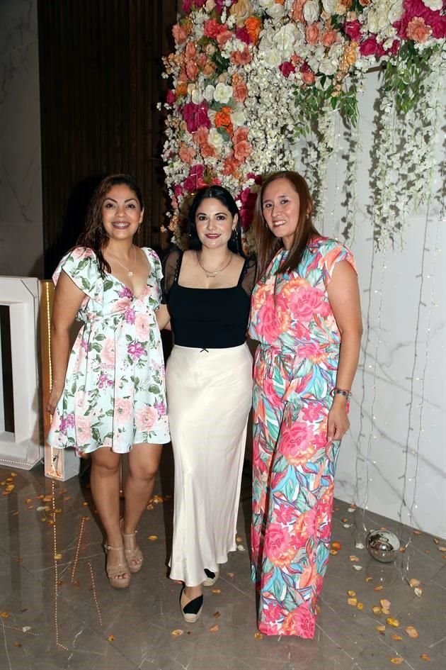 Belén Ávila, Mariana Méndez y Belinda López