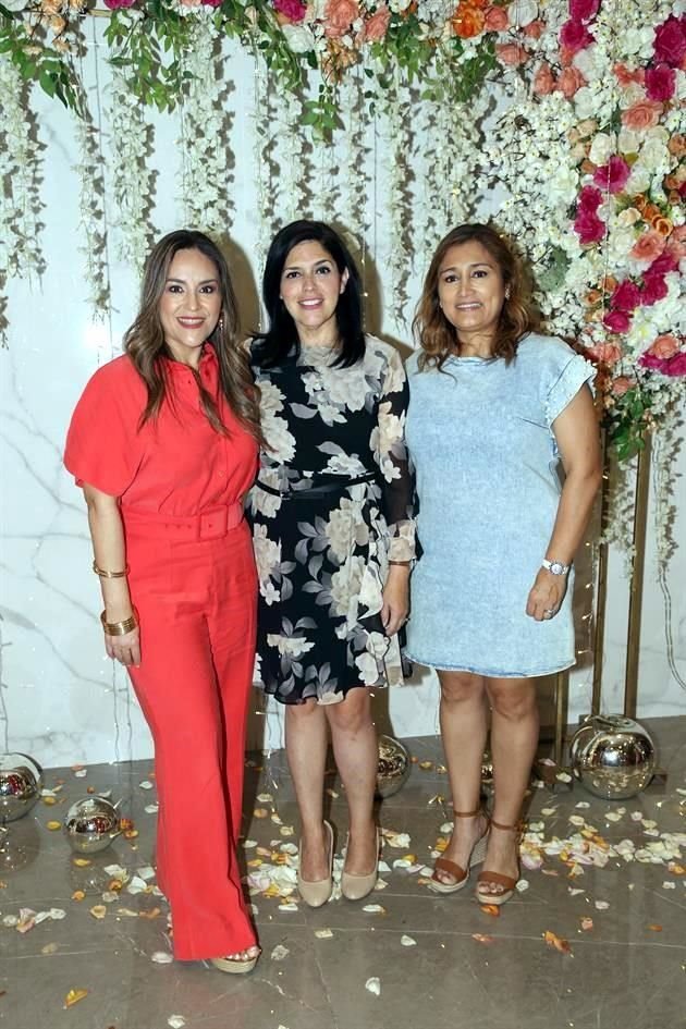 Maye Garza, Erika Gallegos y Catia Martínez