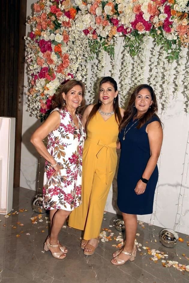 Telma Simón, Nancy Sánchez y Nelly Villarreal