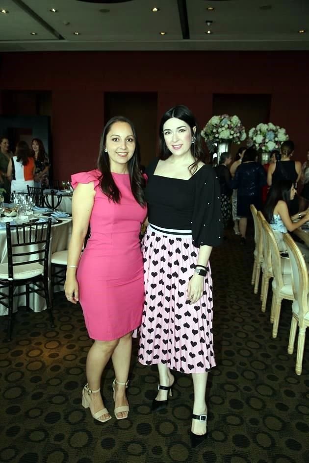 Maritza Escamilla y Adriana López