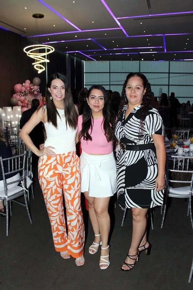 Dannia Medina, Katia Proa y Mireya Álvarez