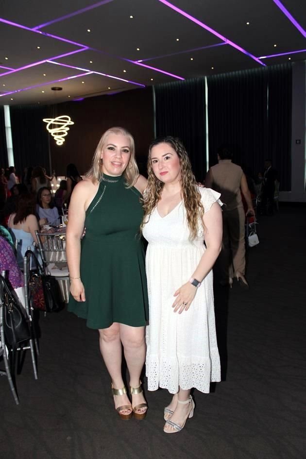 Karla Vanessa Cantú y Denisse Cavazos de Cano