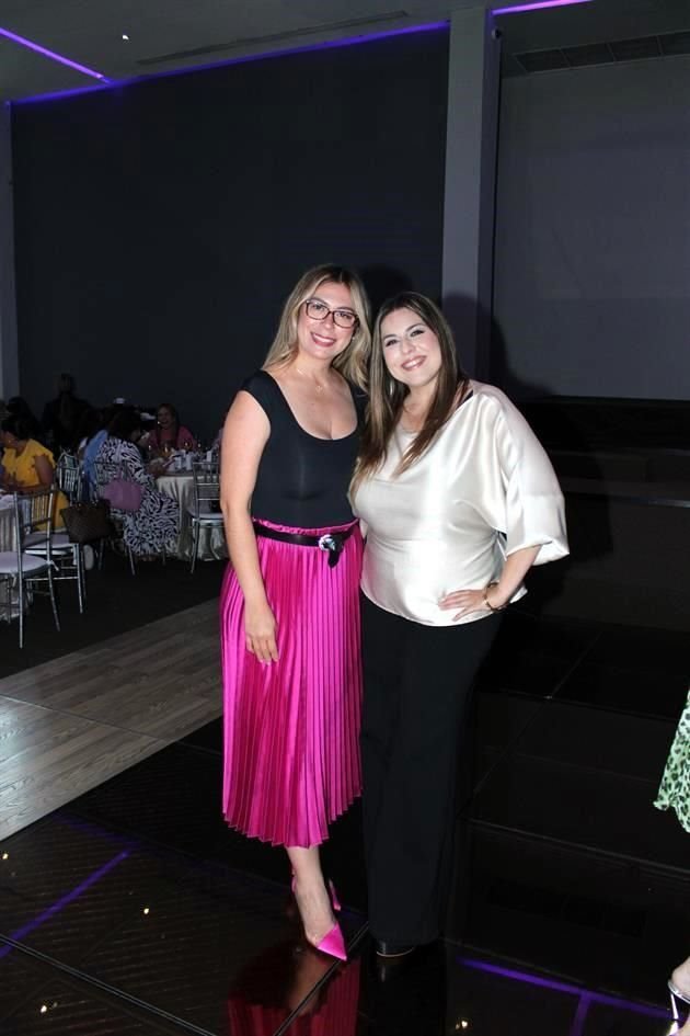 Esther De la Rosa y Mónica Magallanes