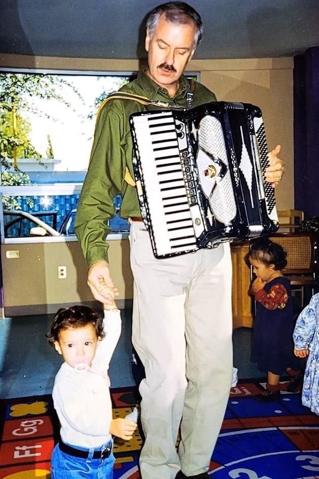 MAYO 2001. Con María Calvo