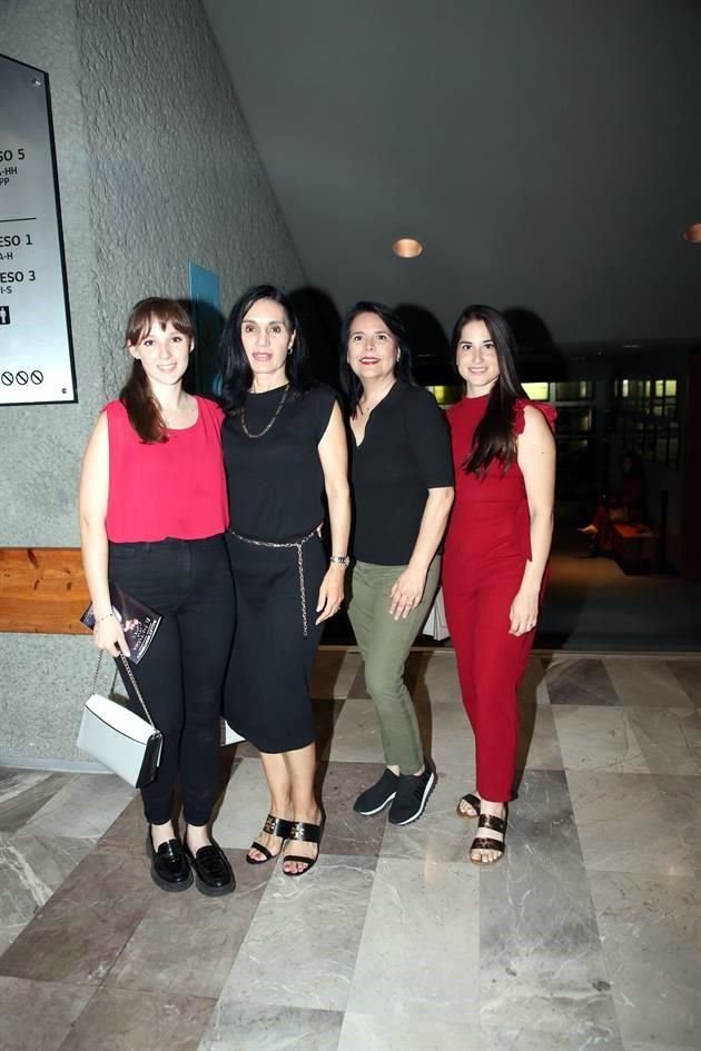 María Bonilla, Aurora Gorris, Gina Áncer y Valeria Gómez