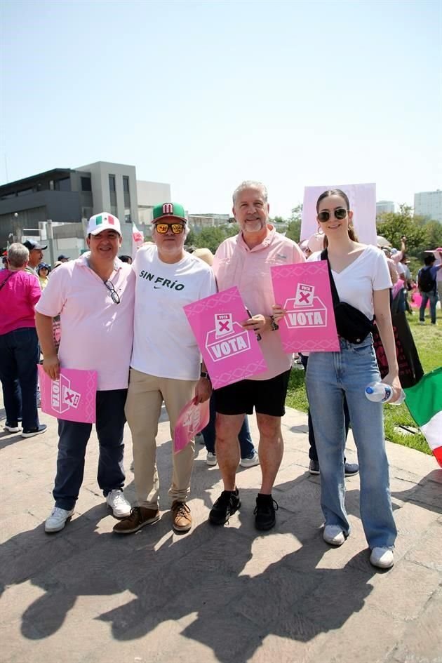 José Manuel Guajardo, Francisco Ramírez, Edgar Warnholtz y Greta Warnholtz