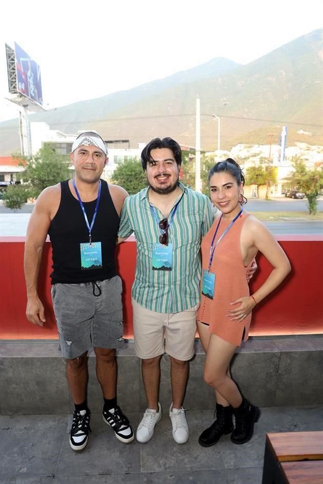 Alfredo Garza, Luisa Castilo y Eri Cárdenas