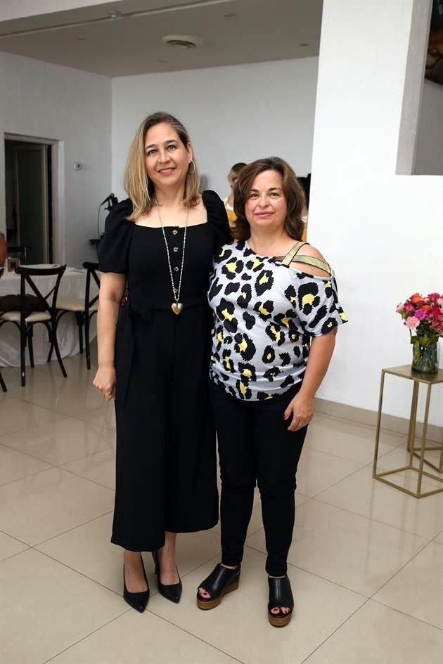 Adriana Cortés y Zulema Morales
