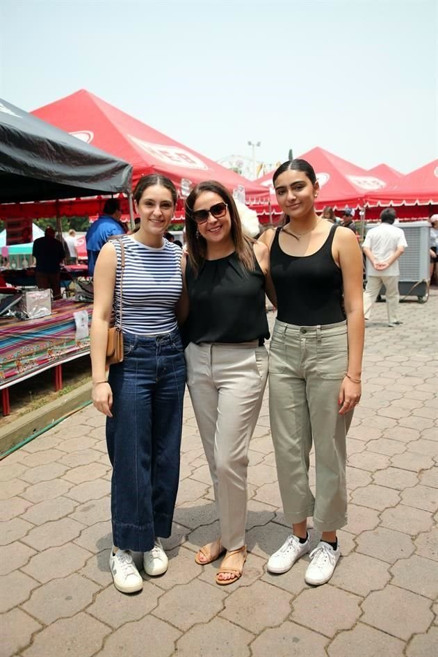 Dulce María Arellano, Dulce María Torres de Arellano y María Fernanda Arellano