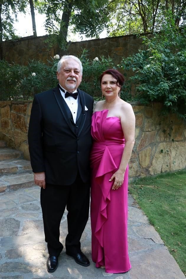 Homero Salinas Martín del Campo y Rosa Rafaela Gutiérrez Casillas