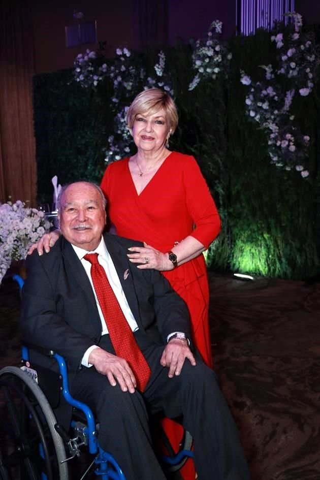 Gilberto Rodríguez Ochoa y Ethel Rodríguez de Rodríguez