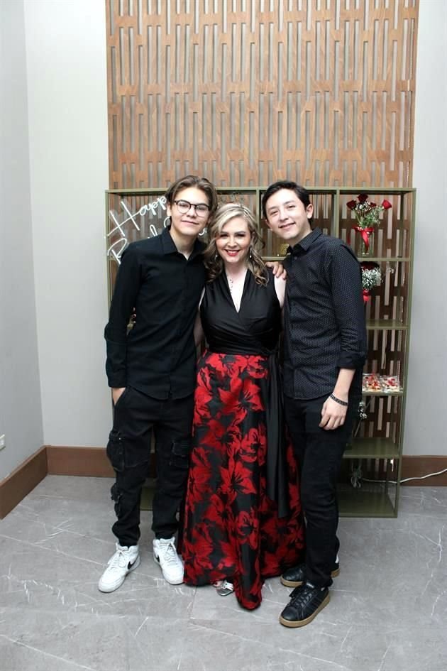 Samuel Guerrero, Jessy Govea y Daniel Guerrero