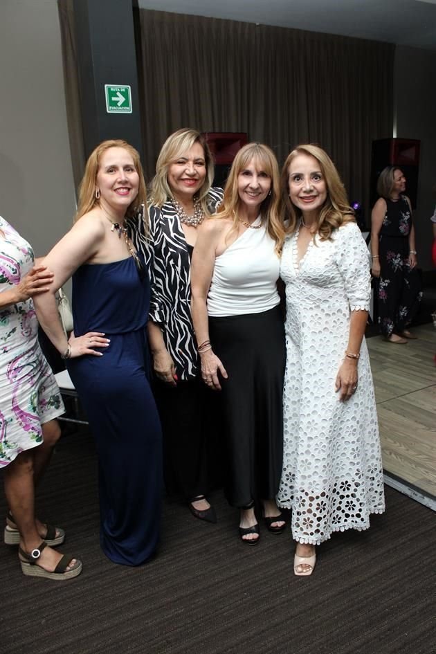 Malena Garza, Regina González, Fernanda Ocejo y Mirta Perales de Ibarra