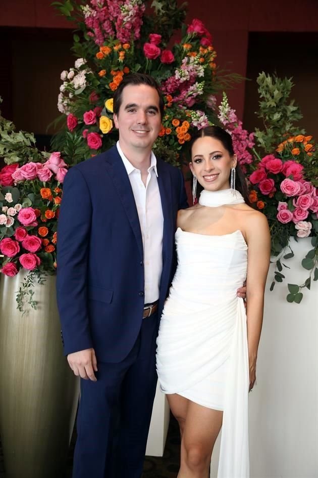 Víctor García y Fernanda Dávila Doria