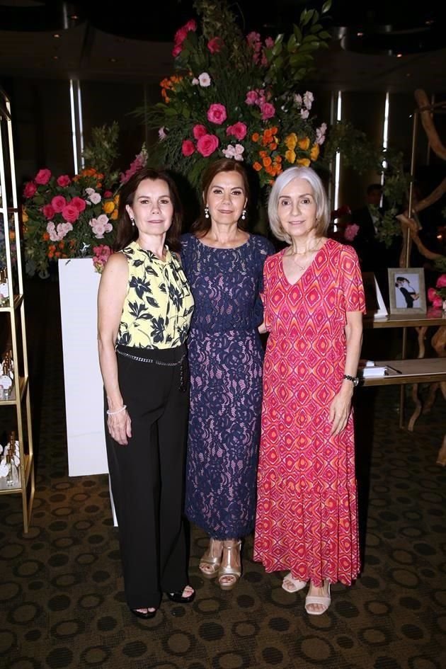 Martha Canales, Gabriela Canales González y Lupina Canales