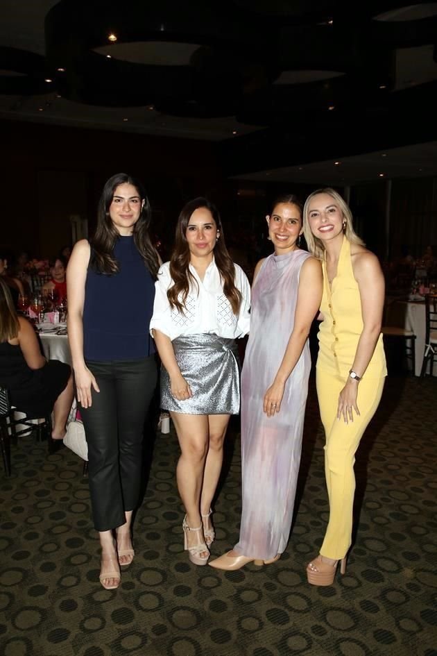 Ana Montes, Glenda Sánchez, Paola Corral y Karen Smith