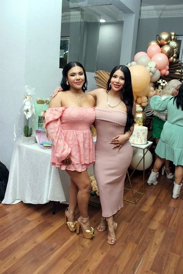 Sarahí Eguía y Sofía Eguía