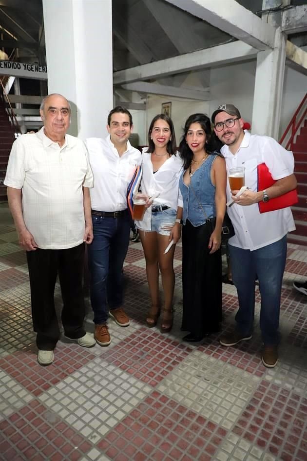 Francisco Guerra, Marcelo Morales, Gabriela Franco, Alejandra Franco y Mauricio Guerra