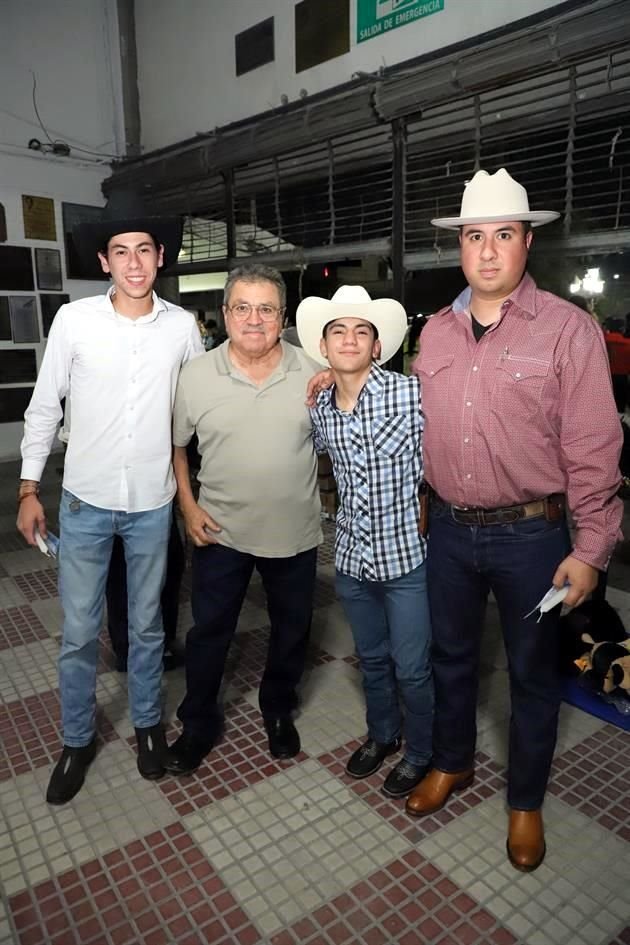 Dilan López, Antonio Rodríguez, Luis Rodríguez y Luis Carlos García