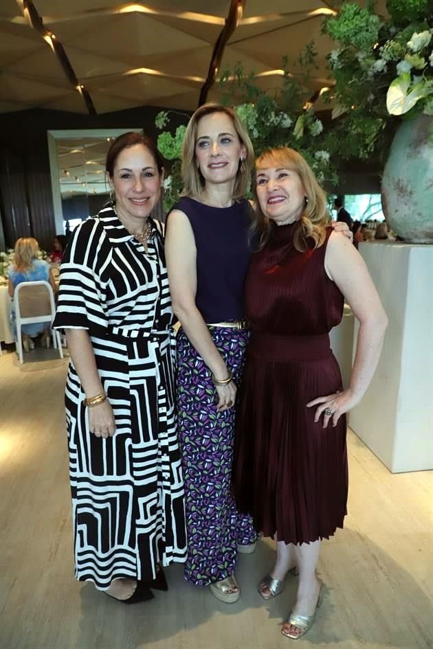 Margarita Ibarra, Mary Ibarra y Celina Ibarra